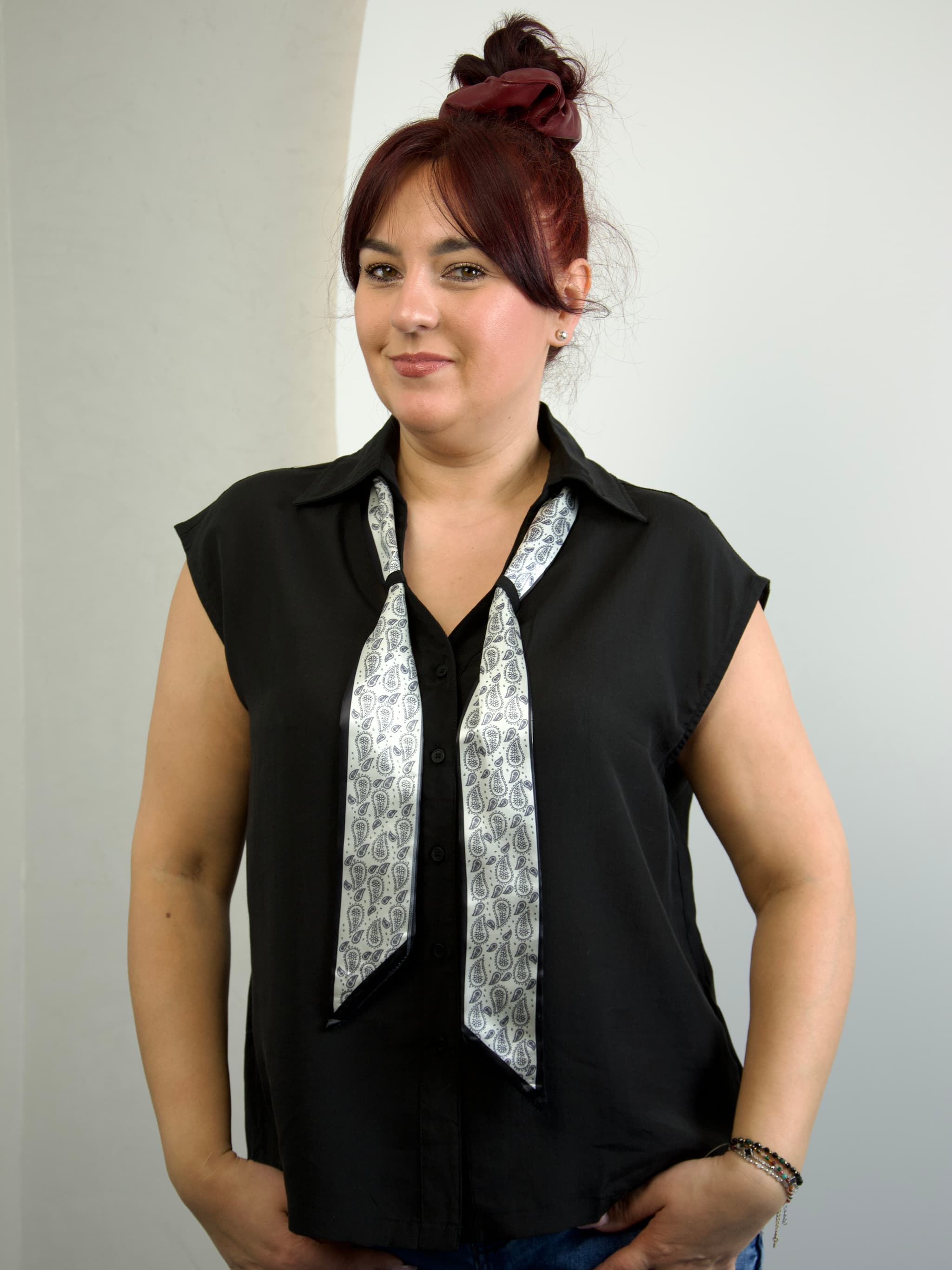 Blouse with a neck scarf