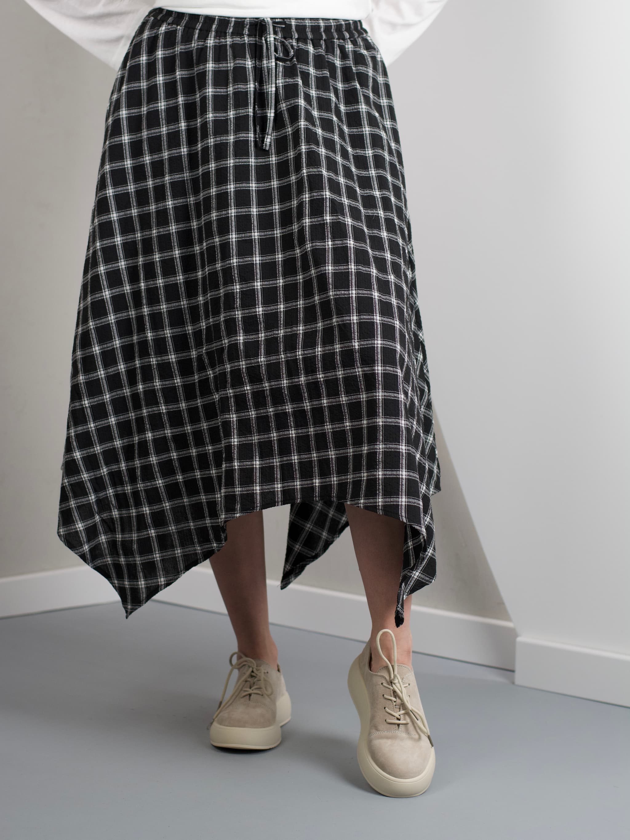 Plaid skirt