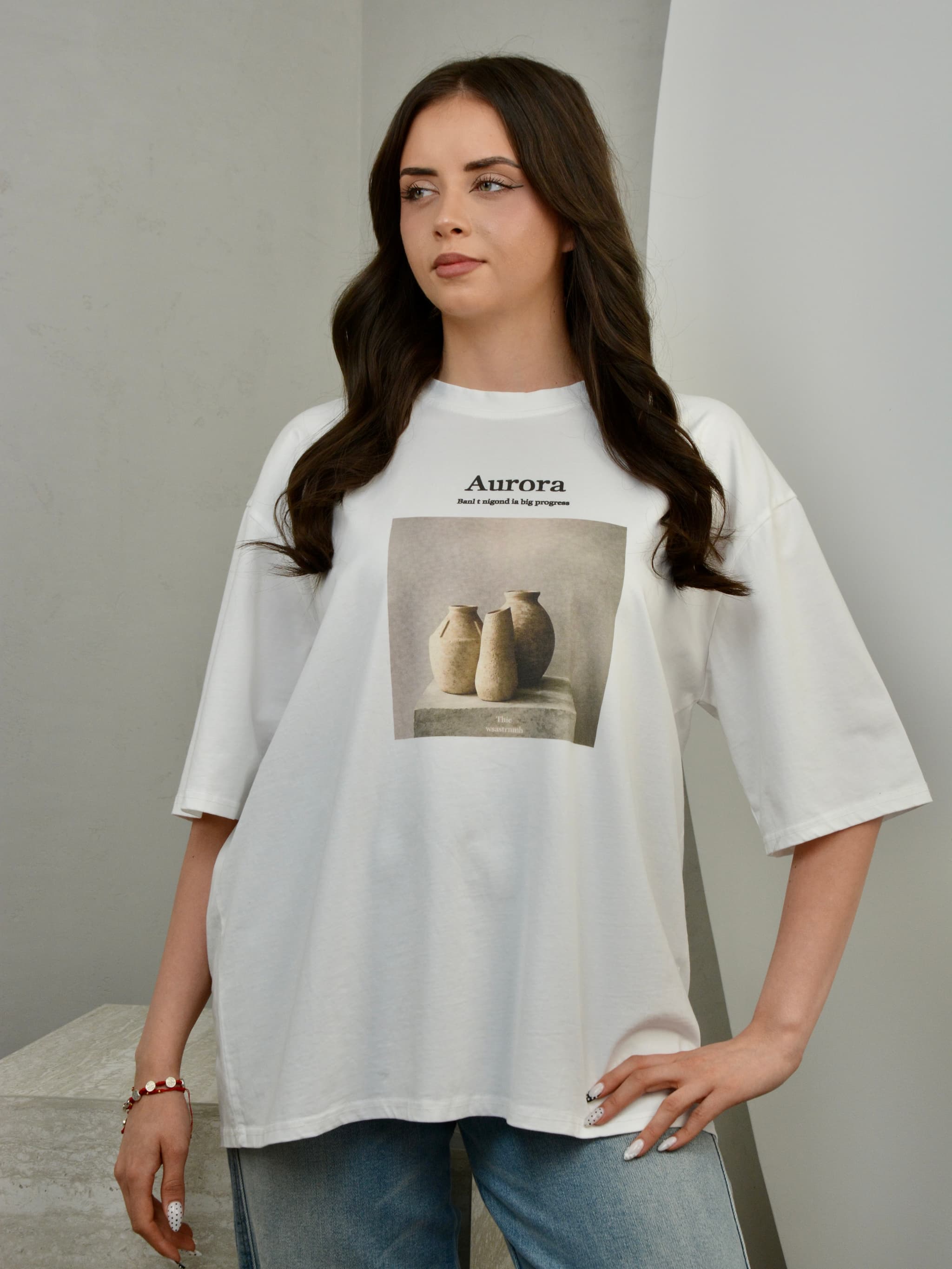 T-shirt z dzbanami