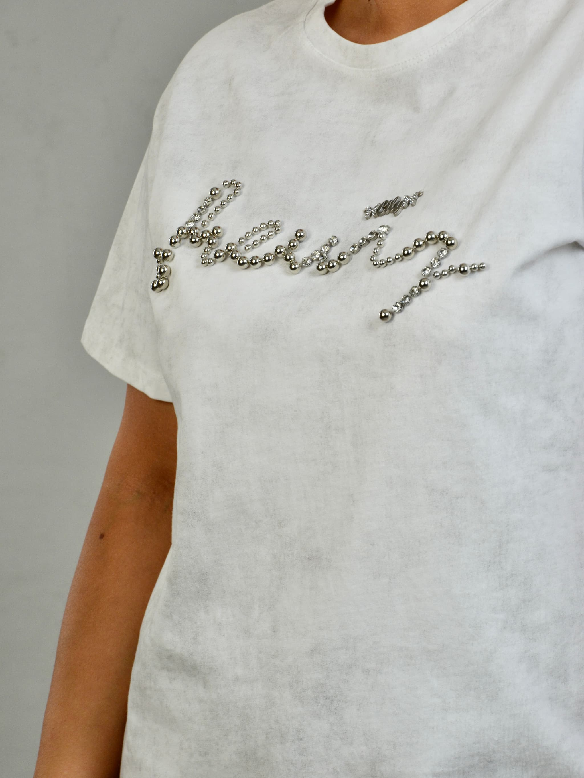 T-shirt  z cyrkonowym napisem