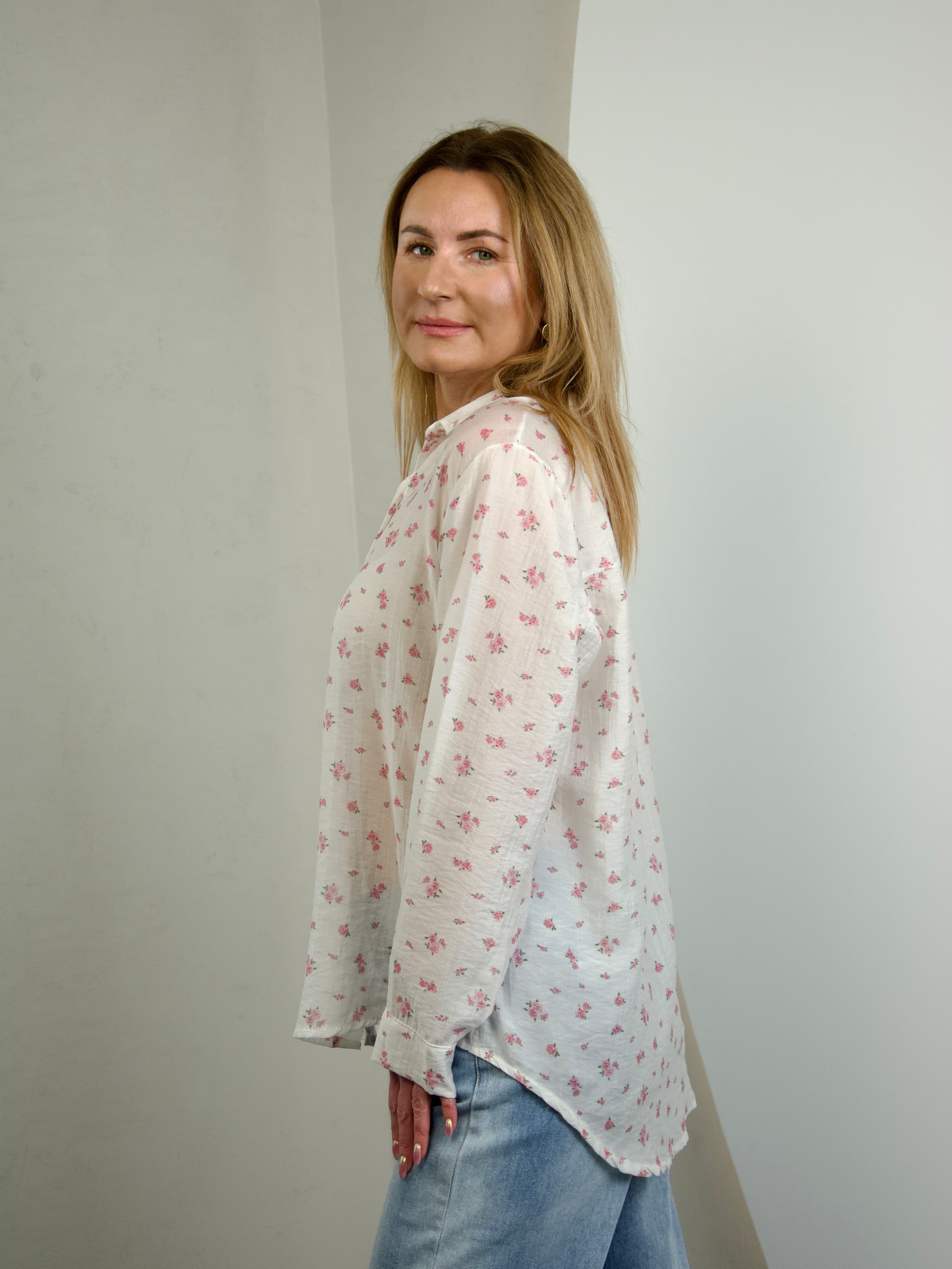 Flower-print shirt