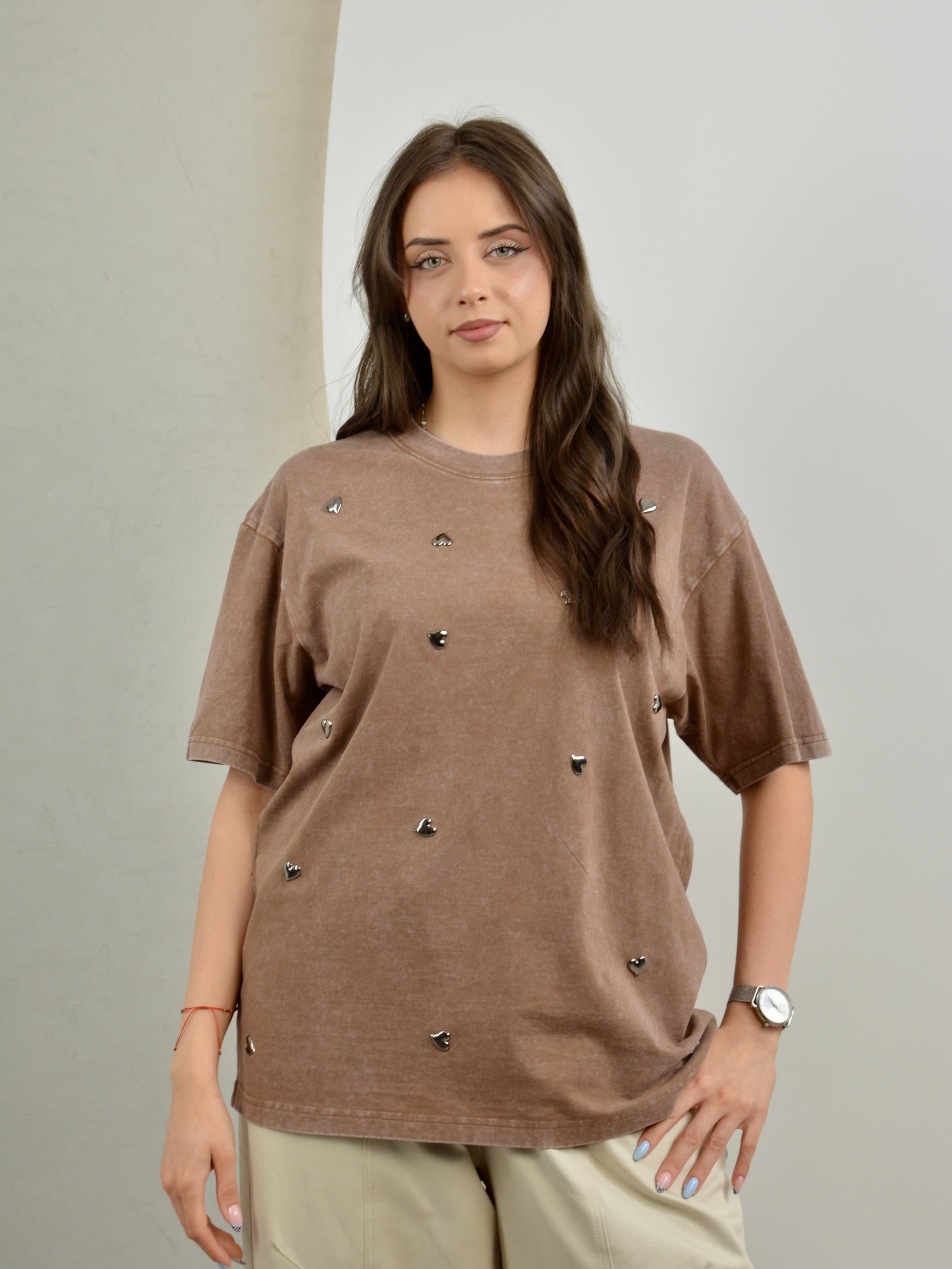 T-shirt ze srebrnymi serduszkami