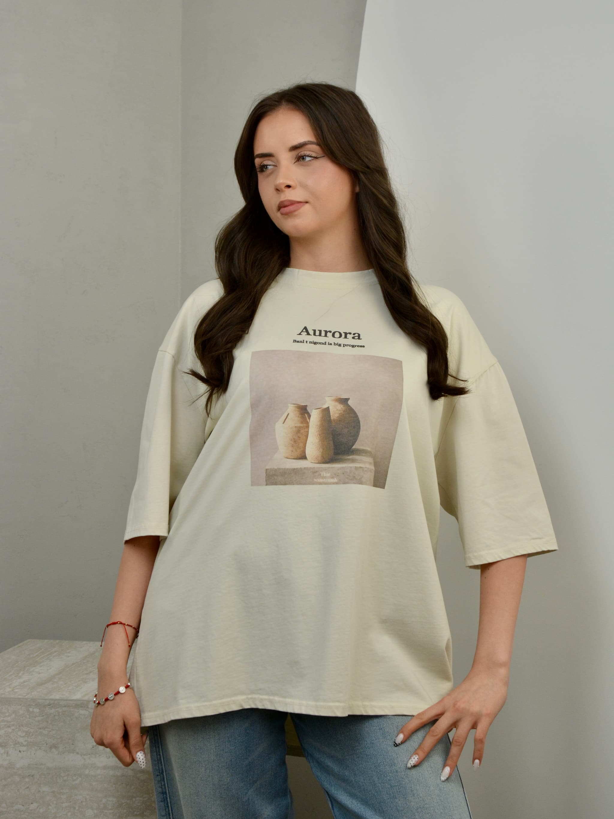 T-shirt z dzbanami